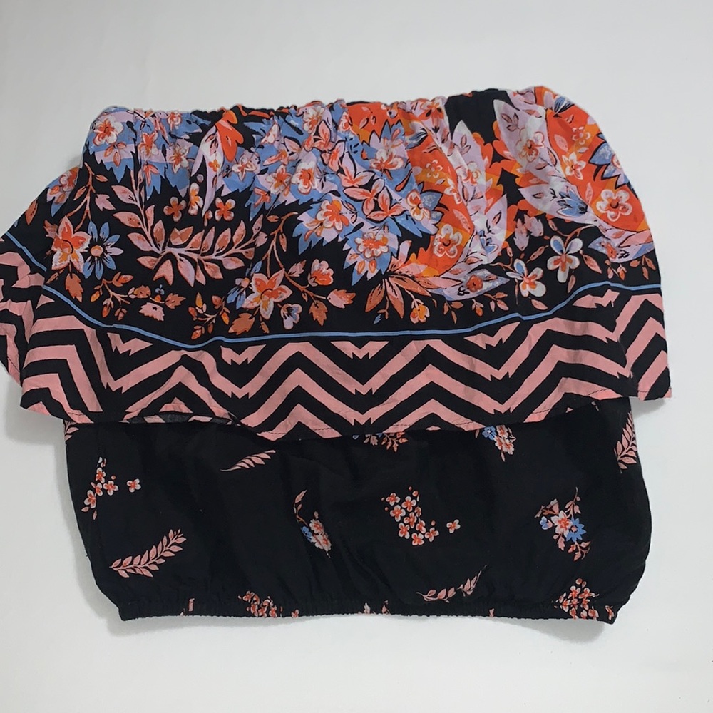 Gently used Express tube top.